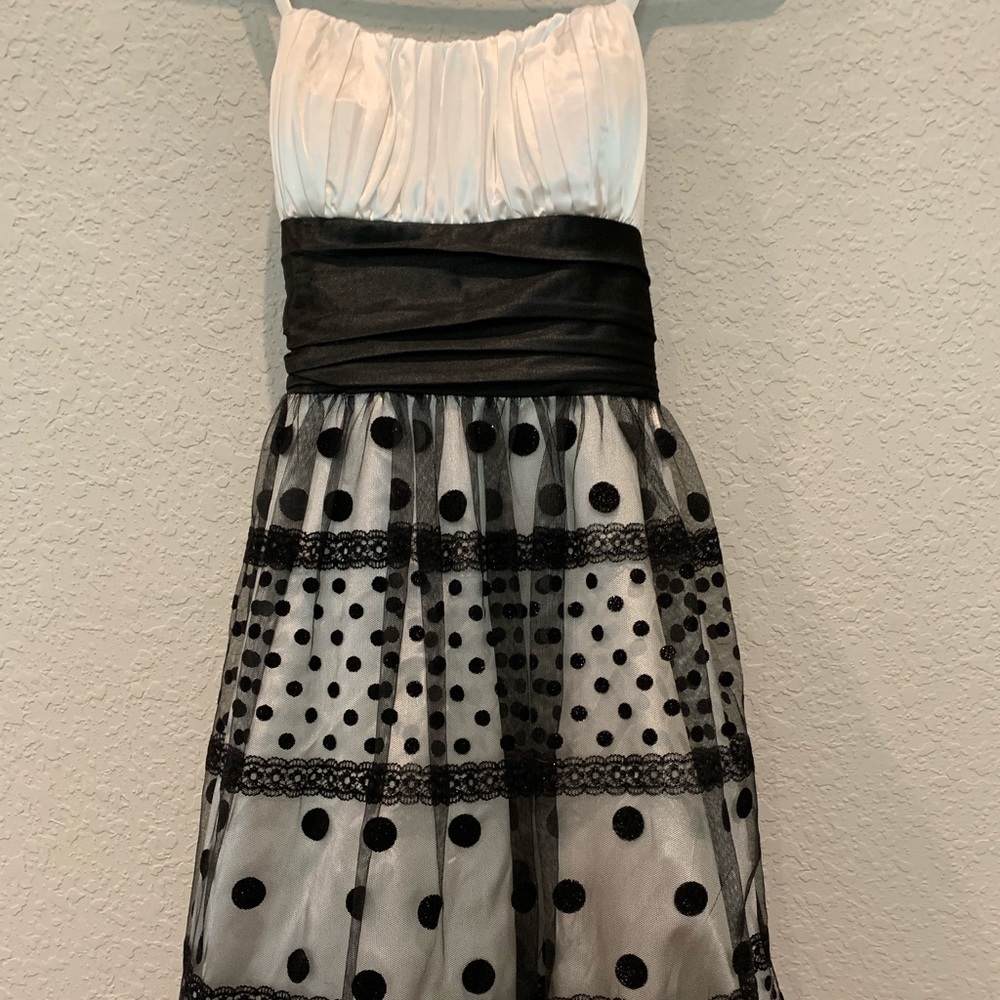 Juniors Black and White formal dress